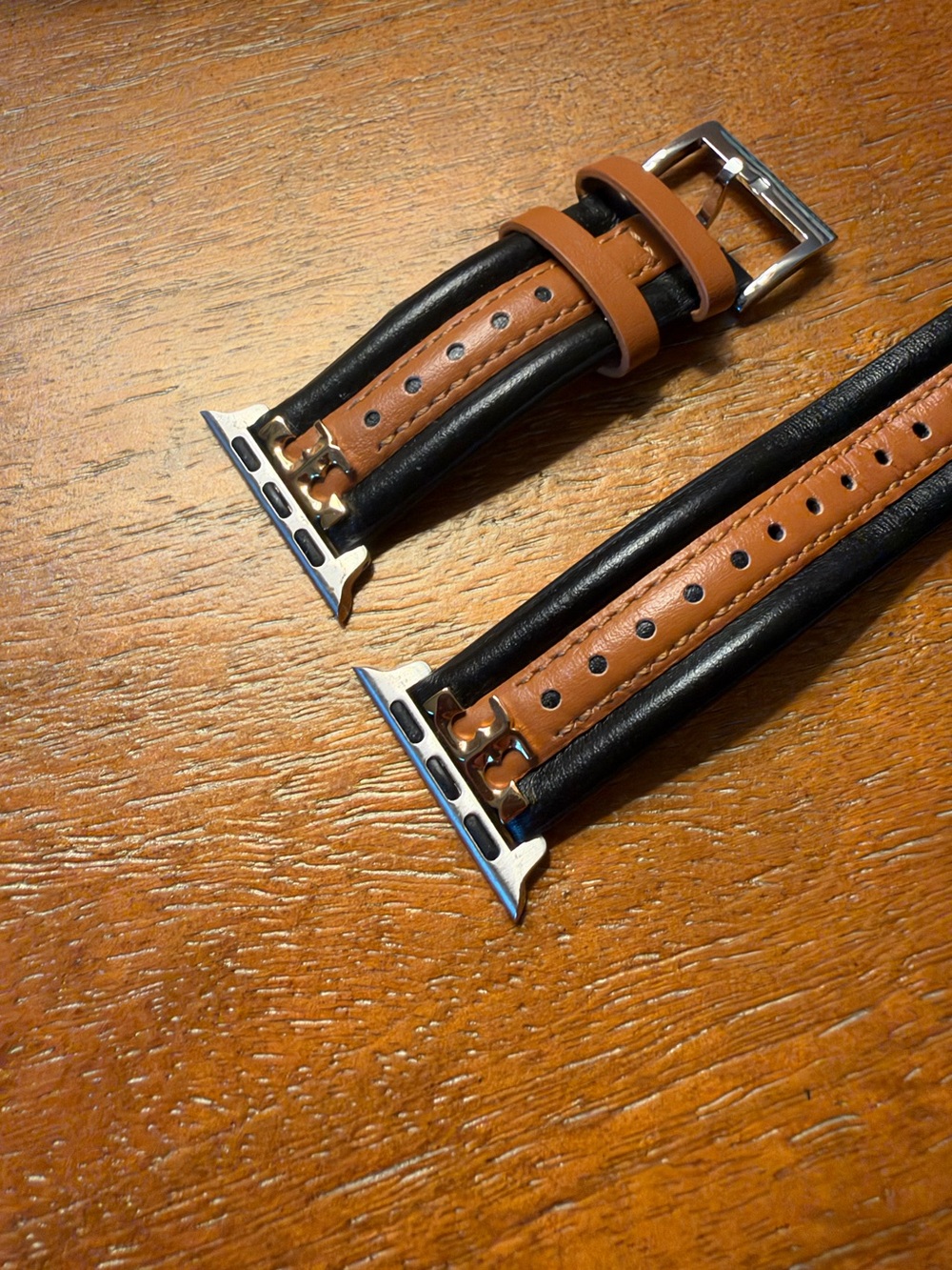 Tory Burch the Kira leather 20mm Apple Watch band